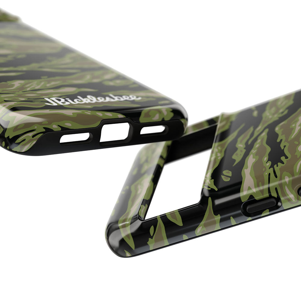 Retro Woodland Camo Tiger Stripe Pixel Tough Case close up of ports